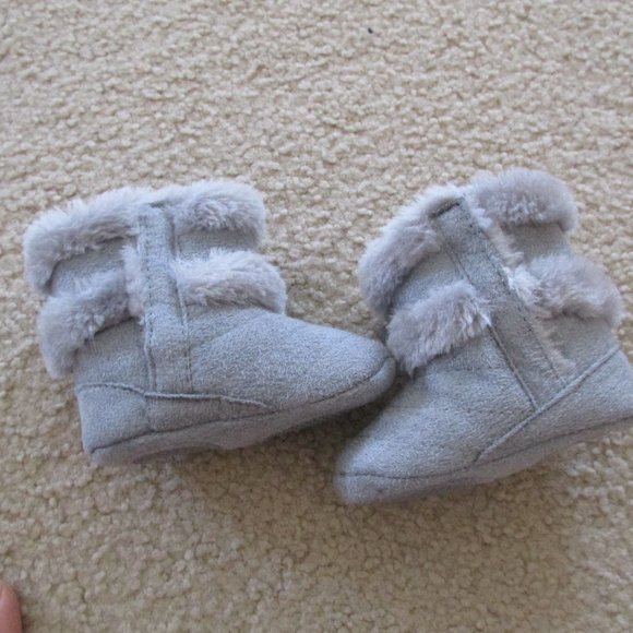 Baby Pull On Winter Ankle Snow Boots Girls Size‎ Infant Gray Shoes Bows Snow - Picture 3 of 4